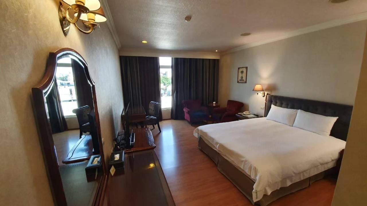 Chia Shih Pao Hotel Taibao Экстерьер фото