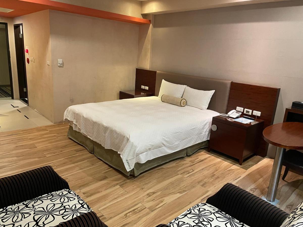 Chia Shih Pao Hotel Taibao Экстерьер фото