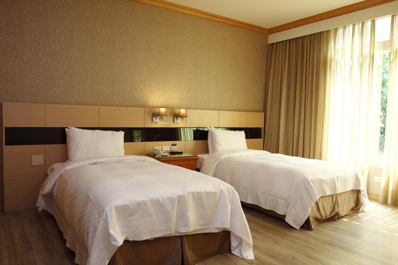 Chia Shih Pao Hotel Taibao Экстерьер фото