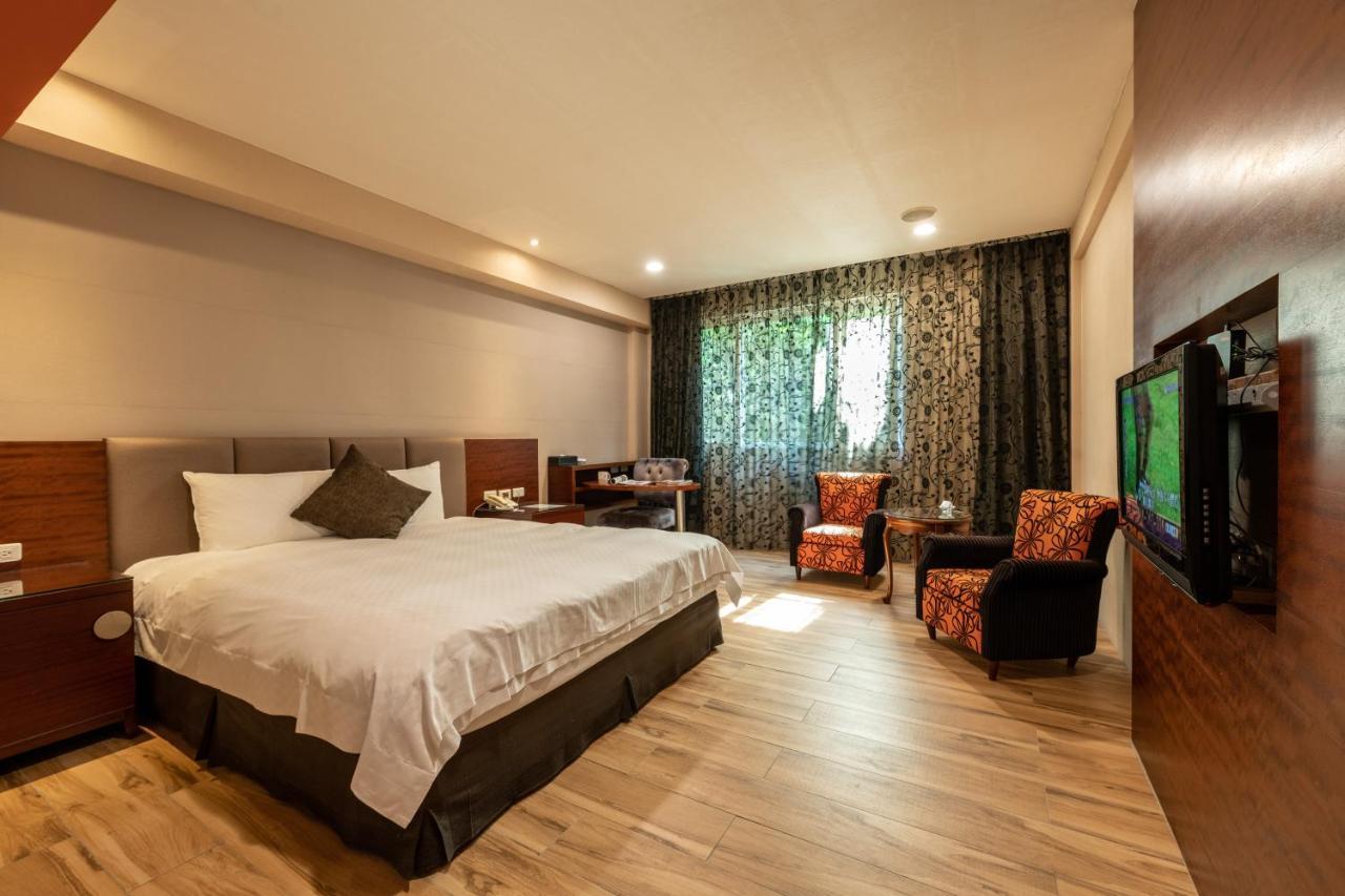 Chia Shih Pao Hotel Taibao Экстерьер фото